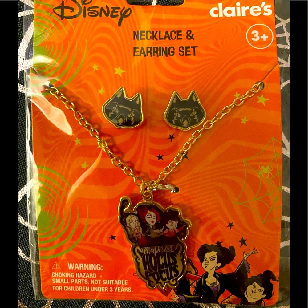 Hocus Pocus Earings & Necklace Set